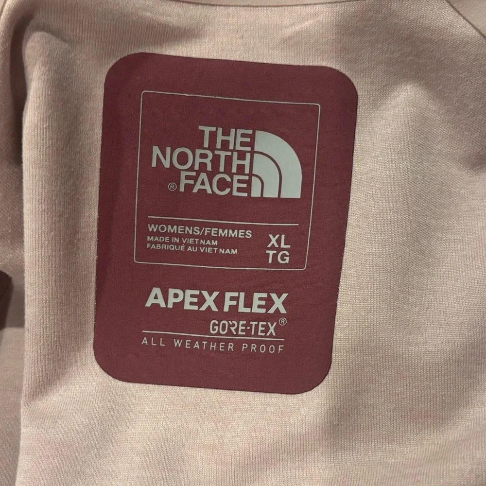 The North Face Apex Flex GORE-TEX All Weather Jacket Women's XL Maroon Like New - Picture 16 of 16